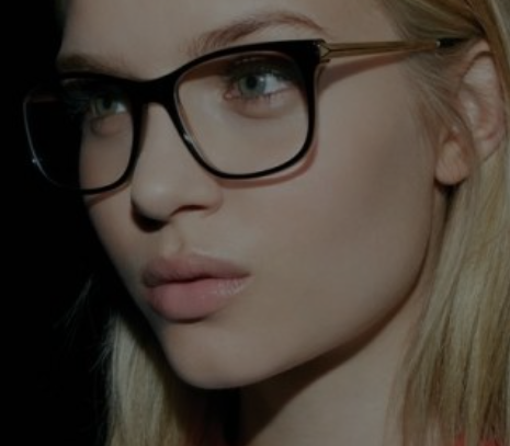 جراحی پلاستیک بینی و عینک زدن بعد از آن